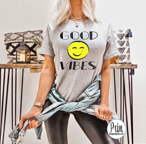 Designs by Prim Good Vibes Smiley Face Soft Unisex T-Shirt | Have a Good Day Keep Smiling Positivity Inspirational Tee