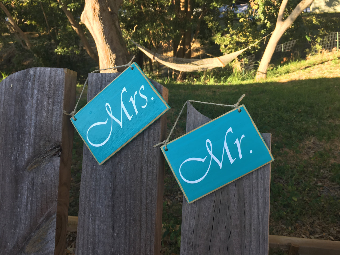6x4 Mr. and Mrs. Wood Wedding His and Hers Sign (set of 2)