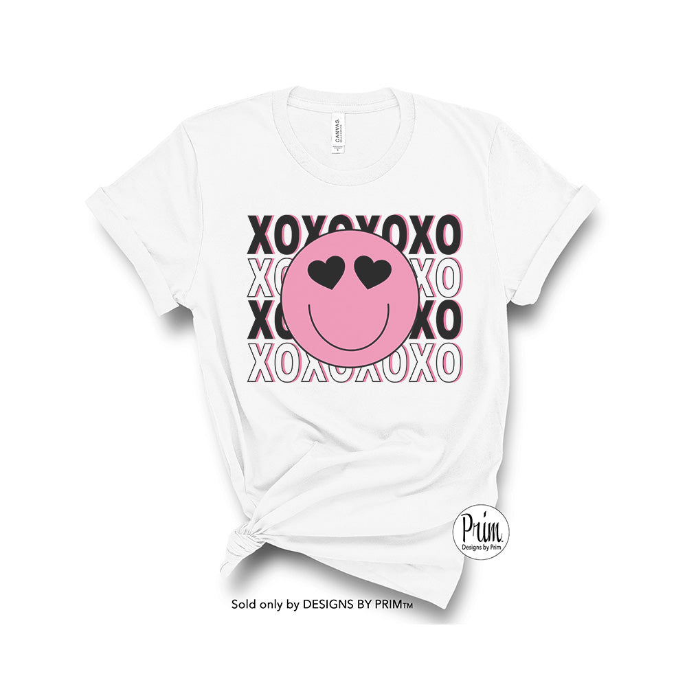 Designs by Prim XOXO Smiley Face Soft Unisex T-Shirt | Valentines Day Share the Love All You Need Is Love Valentine's Top Hearts Lovers Hippie Groovy Top